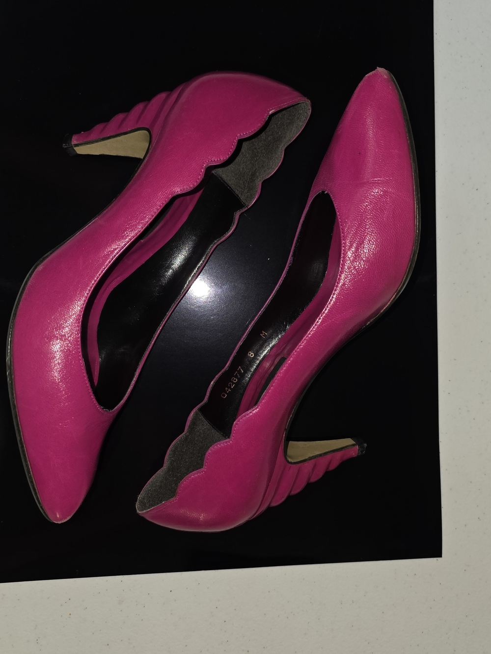 Proxy Vintage 80's Bright Pink Scalloped-Edge Sculpted Heel Women's Pumps Sz 8M - Picture 13 of 17